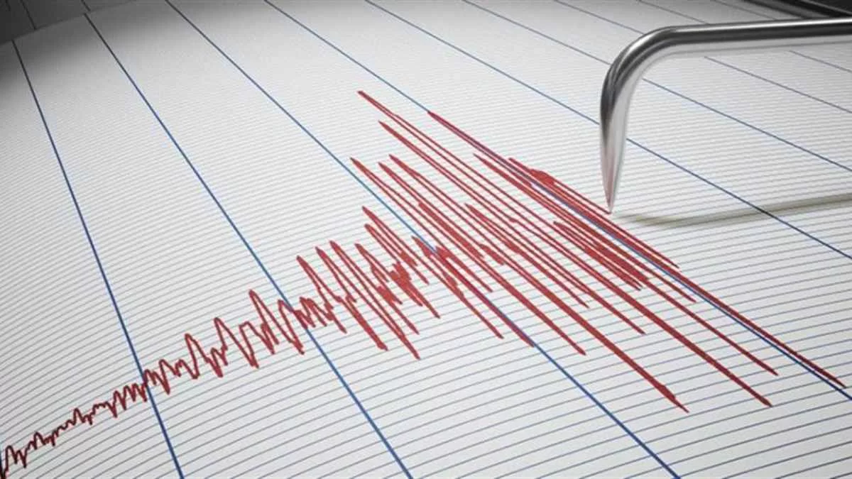 Ισχυρός σεισμός 7,3 Ρίχτερ - Προειδοποίηση για τσουνάμι