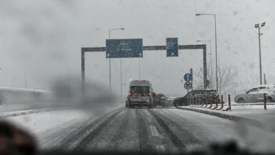 Κακοκαιρία Φίλιππος: Χιόνια Στην Αττική - Σύσταση από την Πολιτική Προστασία για αποφυγή άσκοπων μετακινήσεων