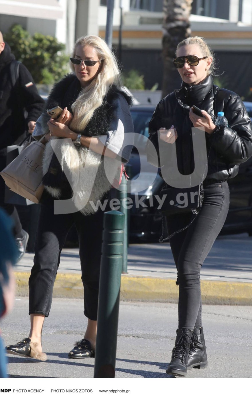 Βικτώρια Καρύδα έξοδος