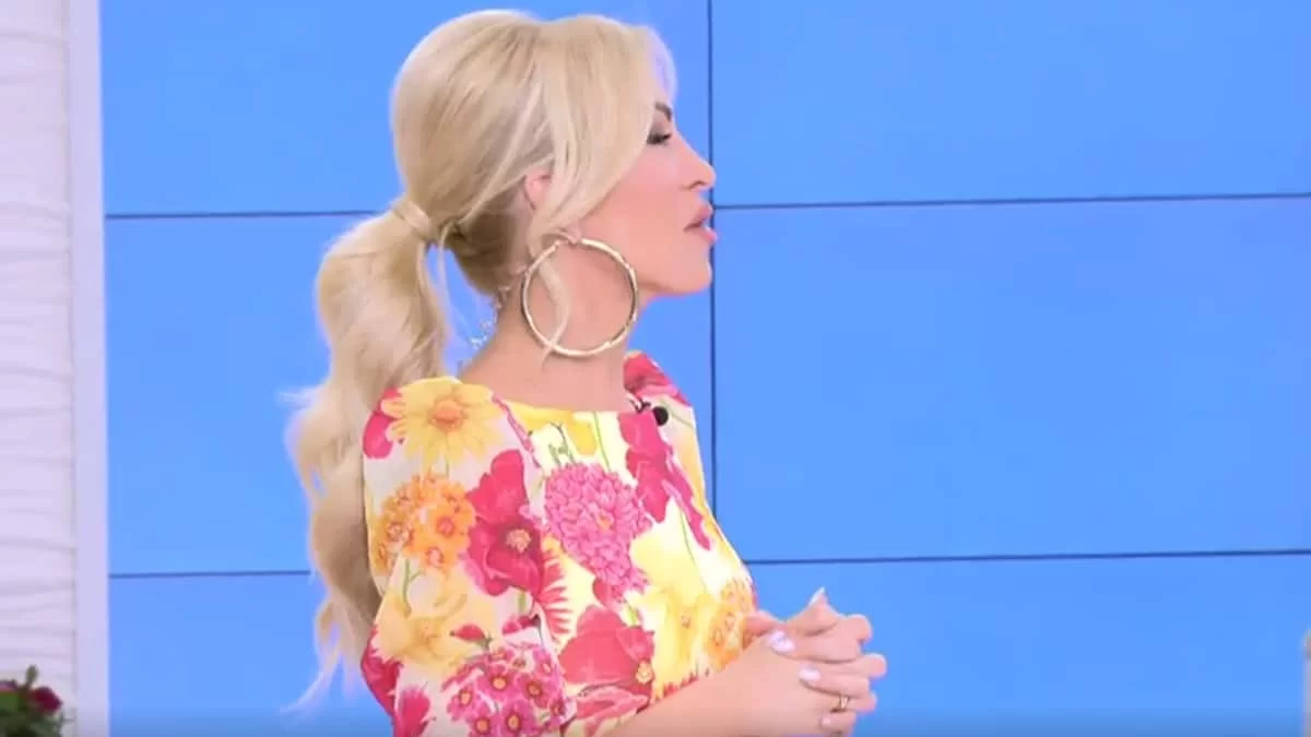 Εκτός Super Κατερίνα η Κατερίνα Λένη - Το επικό λάθος της Καινούργιου on air