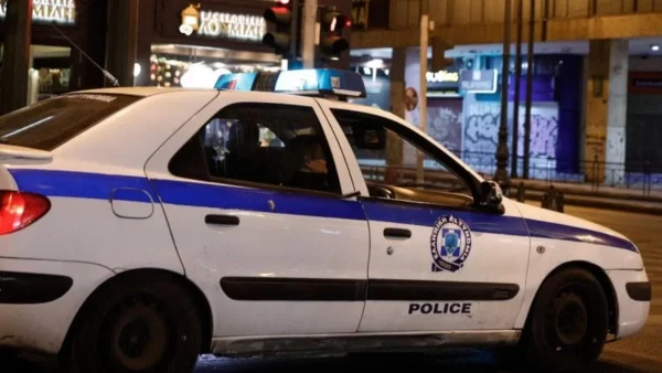 Κηφισιά: Οικιακή βοηθός φωτογράφιζε γυμνά τα παιδιά που πρόσεχε