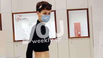 "Κέντρισε" τις εντυπώσεις η Κυβέλη Χατζηευστρατίου: Αποκλειστικές φωτογραφίες από τα ψώνια της σε γνωστό εμπορικό κέντρο