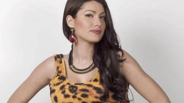 Η νέα οργισμένη ανάρτηση της Κλέλιας Ρένεση - «Είμαστε η πιο νοθρή και μουδιασμένη παρέα που...»