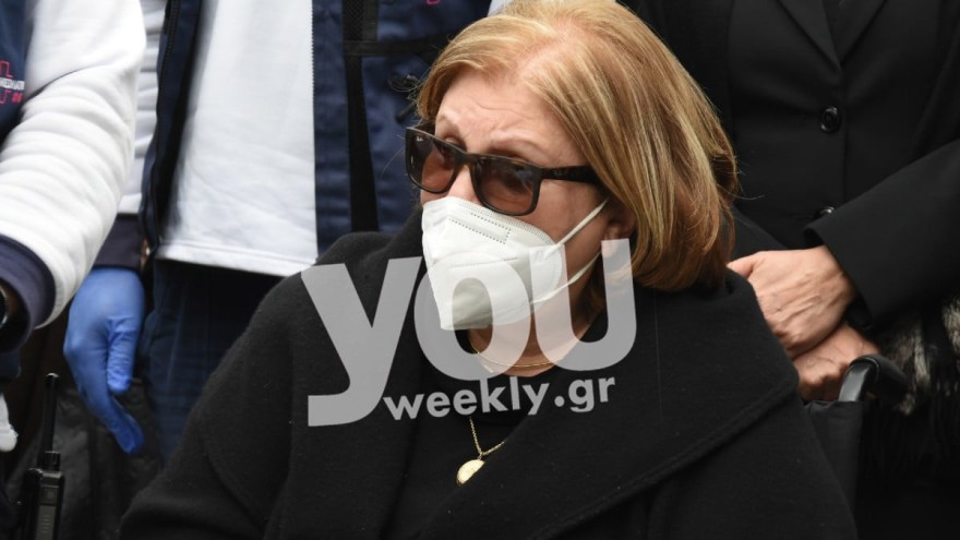 Το τρισάγιο του Δημήτρη Κοντομηνά