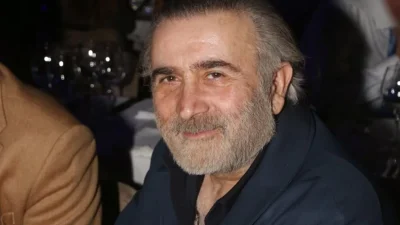 Δύσκολες ώρες για τον Λάκη Λαζόπουλο