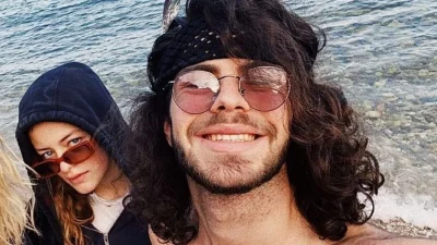 Βρίσκεται στην Πλάκα - Φωτογραφίες από το παραμυθένιο σπίτι της συντρόφου του Άγγελου Λάτσιου, Γαίας Μερκούρη