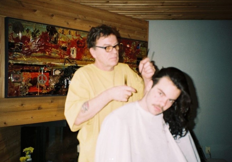 Στον κομμωτή ο Άγγελος Λάτσιος