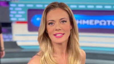 Ζέτα Μακρυπούλια: Το απόλυτο hair trend της σεζόν - Τα αξεσουάρ που κάνουν τη διαφορά