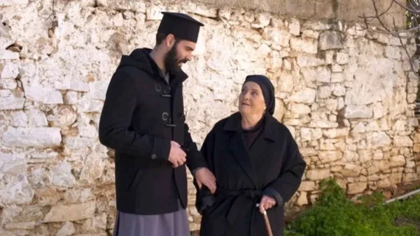 Χαιρέτα μου τον Πλάτανο: Η κουμπαριά της Μάρμως με Θοδωρή και Αγγέλα