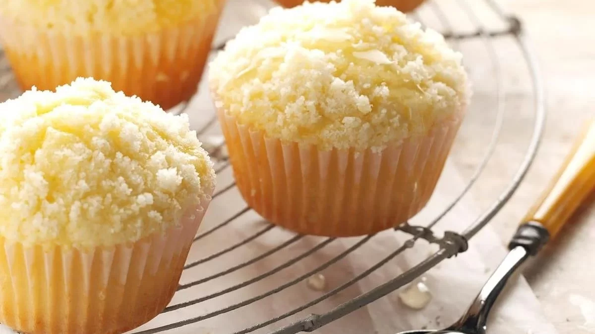 Φτιάξτε τα πιο αφράτα muffins με άρωμα λεμονιού - Θα μυρίσει όλο το σπίτι