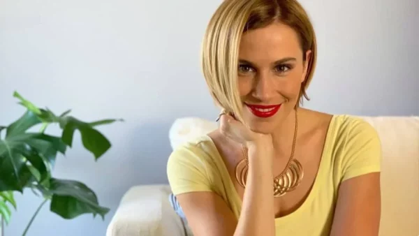 «Η βασίλισσα του σπιτιού μας» - Η Νάντια Μπουλέ σε στιγμές ευτυχίας με την κόρη της