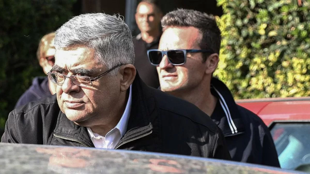 Διασωληνώθηκε με κορωνοϊό ο Νίκος Μιχαλολιάκος