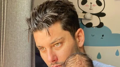 Παναγιώτης Θεόφιλος: Η νέα τρυφερή φωτογραφία με την νεογέννητη κόρη του