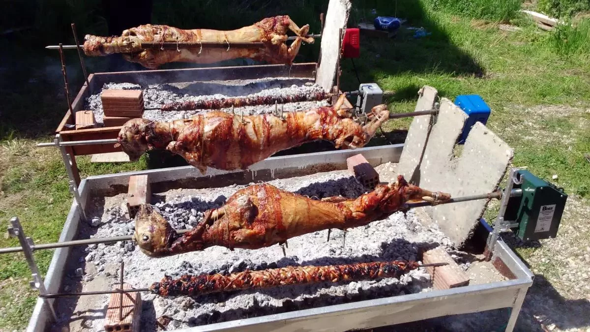 Πασχαλιάτικα Μερομήνια 2022: Με τι καιρό θα σουβλίσουμε το αρνί