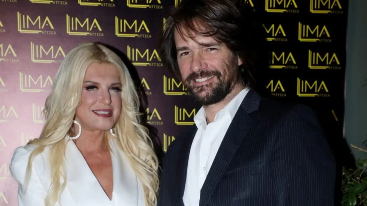 Ζωγραφισμένη η ευτυχία στο πρόσωπο της Μαρίνας Πατούλη - Η νέα φωτογραφία με τον Βλάσση Χολέβα