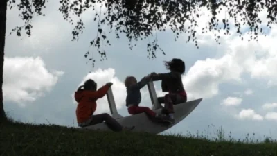 «Η μητέρα φίμωνε με την παλάμη του δεξιού χεριού της...» - Η ανάρτηση "κόλαφος" για την παιδοκτονία