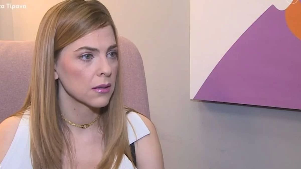 Ρένα Μόρφη: «Ζήτησα την άδεια του άντρα μου, για να πω ανοιχτά ότι είμαι...»