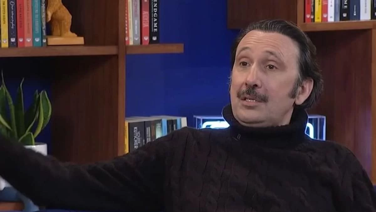 «Έκανε επιτυχία 70% και ξεχάστηκε!» - Ξέσπασε ο Ρένος Χαραλαμπίδης για γνωστή τηλεοπτική σειρά