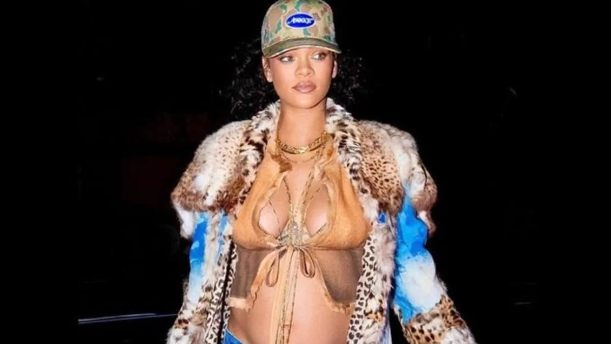 Rihanna: Αυτό είναι το φύλο του μωρού που περιμένει - Οι φωτογραφίες που το "μαρτύρησαν"