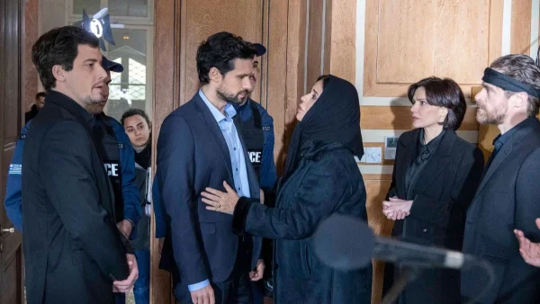 Σασμός: Αποκλειστικές φωτογραφίες - Διάλογοι και σκηνές από τη δίκη του Αστέρη