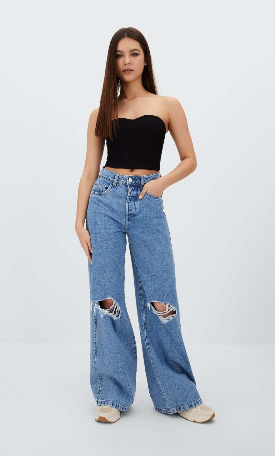 Μαύρος κορσές από τα Stradivarius