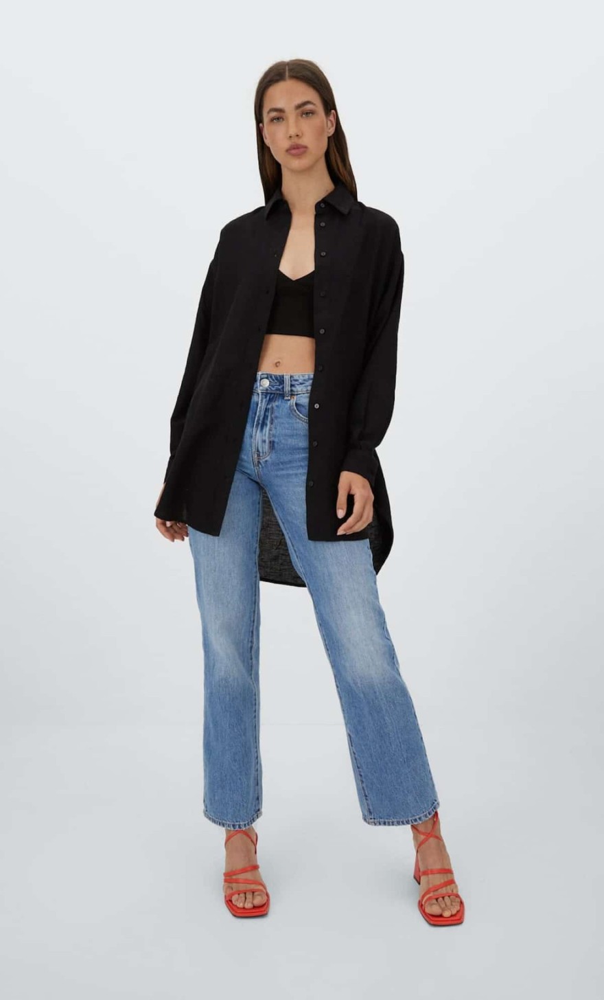 Μαύρο πουκάμισο από τα Stradivarius