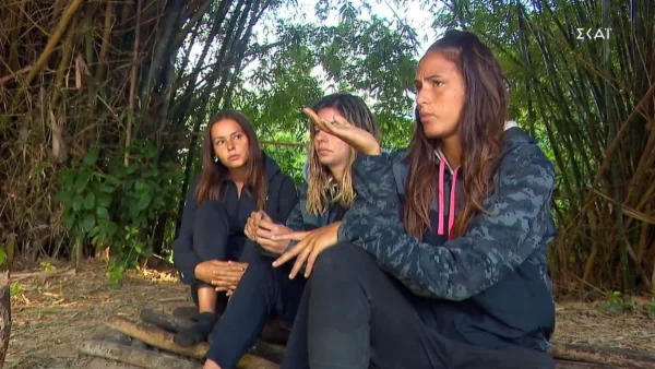 Survivor 5: Σούσουρο μεγατόνων - Ζευγάρι παίκτριες του ριάλιτι; Το twitter αφηνίασε