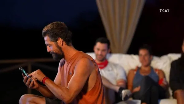Survivor 5: Σπάνια εμφάνιση του τρίτου αδερφού Ρουβά - Η συγκίνηση του Απόστολου