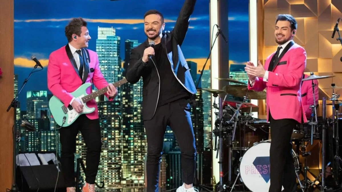 The 2night Show: Ο Τριαντάφυλλος ο αποψινός 14/3 καλεσμένος του Γρηγόρη Αρναούτογλου