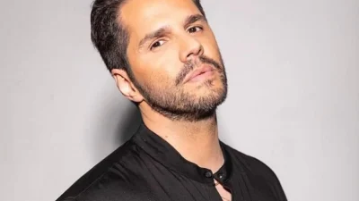 Γιώργος Τσαλίκης: Αυτό είναι το σημείο που είδε την πρεμιέρα του Τι φάση - Aπίστευτο και όμως αληθινό!