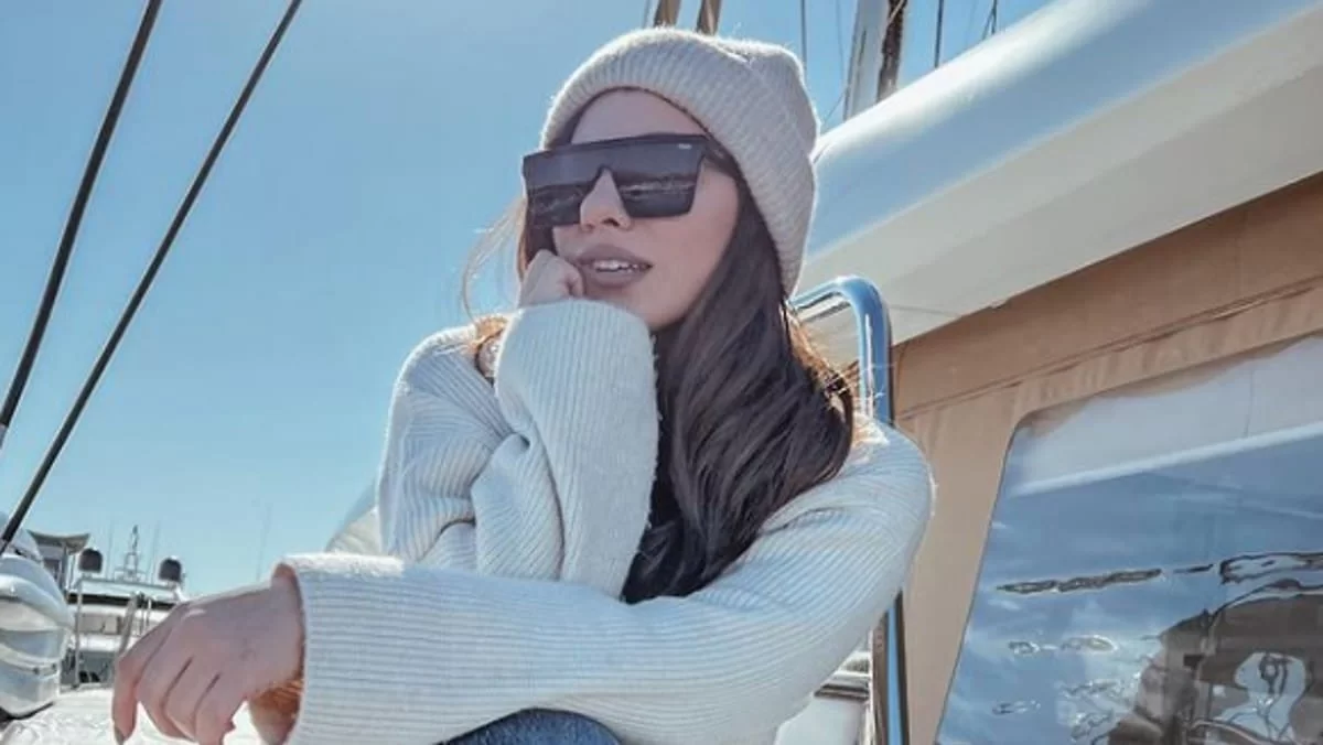 Eίναι ψεύτικο πάνω της και δεν το γνώριζε κανείς - Το βίντεο της Ευρυδίκης Βαλαβάνη που κάνει το γύρο του διαδικτύου