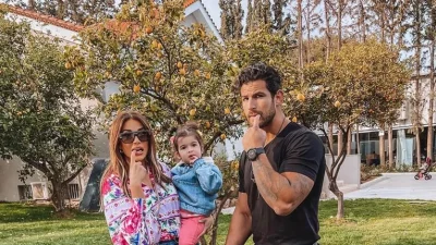 Ελένη Χατζίδου: Τι κατέγραψε η κάμερα στο δωμάτιο της κόρης της - Το βίντεο κάνει τον γύρο του διαδικτύου