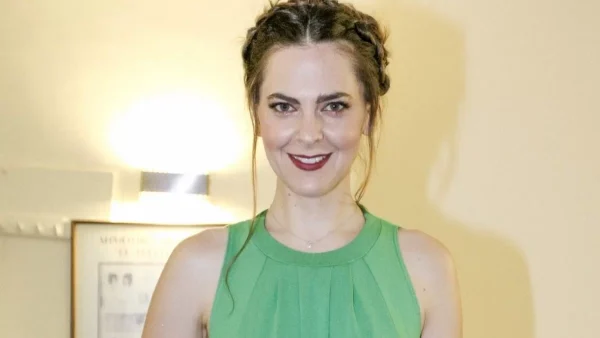 Καμία σχέση με την μουσική - Το επάγγελμα που έκανε η Ρένα Μόρφη όσο έμενε στην Ισλανδία