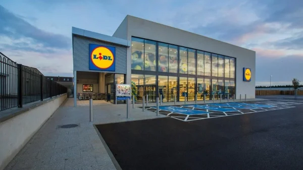 H νέα κίνηση των Lidl σπέρνει "τρόμο" στην αγορά - Η αλυσίδα αποφάσισε να...