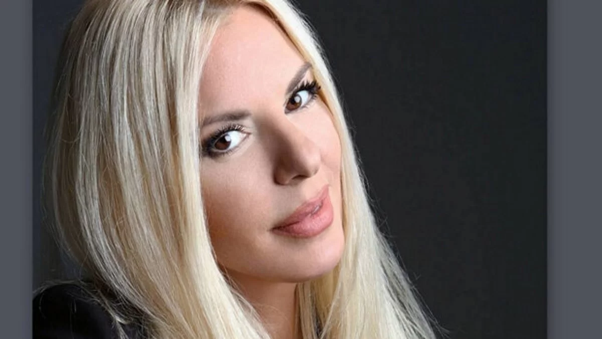 Και όμως είναι τόσο - Η Άννιτα Πάνια έσβησε τούρτα και αποκάλυψε την ηλικία της