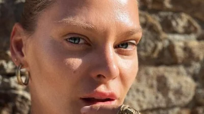 Η Μπόσνιακ άφησε την κόρη της να τη βάψει και την έκανε αγνώριστη - Η φωτογραφία στο Instagram