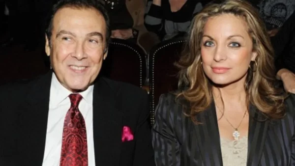 Κόντεψε να τους "εξαφανίσει" - Το άγνωστο σκάνδαλο Τόλη Βοσκόπουλου και Άντζελας Γκερέκου