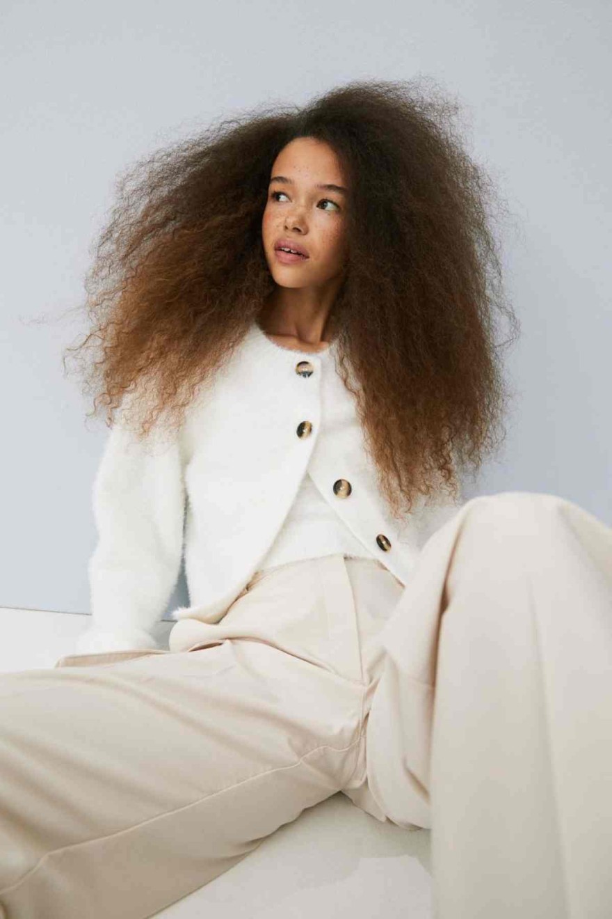 Χνουδωτή ζακέτα από τα H&M