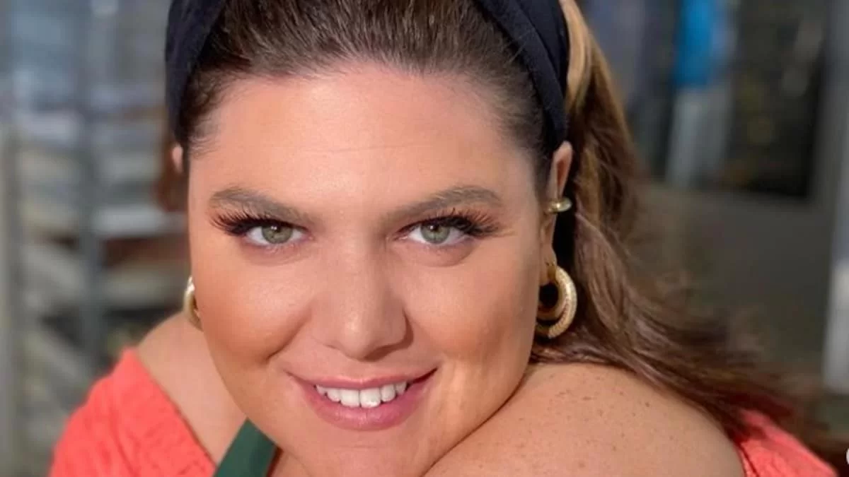 «Η ωραιότερη αγκαλιά...» - Σε χαλαρές και αγαπησιάρικες στιγμές η Δανάη Μπάρκα