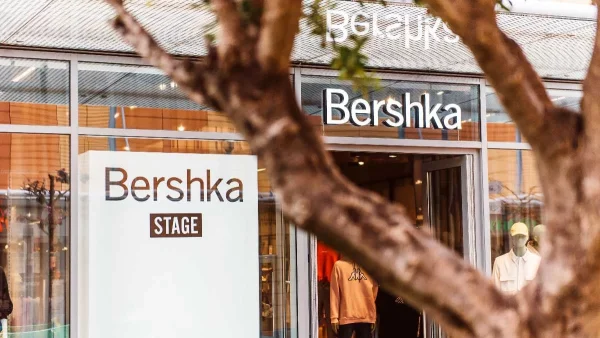 Ξεπουλάνε στο λεπτό οι top 5 τσάντες από τα Bershka - Είναι must have για την καθημερινότητά του
