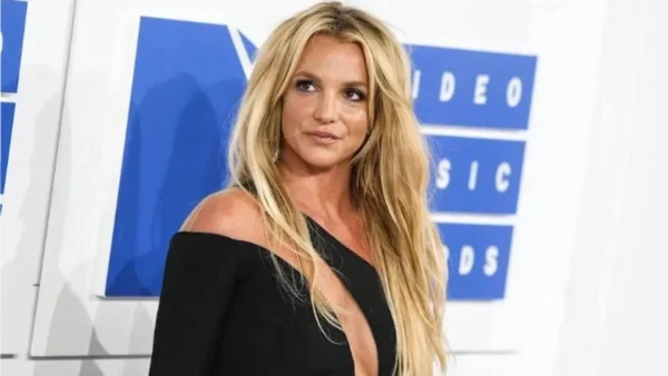 «Μύρισε... πίτσα» στην Britney Spears - Οι αποκαλύψεις για την εγκυμοσύνη της