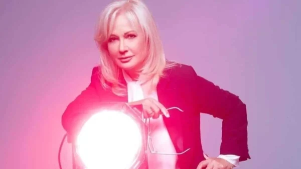 Εκτός αέρα Mega το Φως στο Τούνελ - Η ανακοίνωση της Αγγελικής Νικολούλη