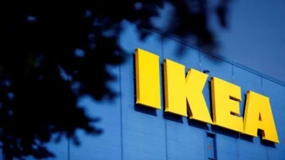 Έχει κάνει "χαμό" το βοηθητικό τραπεζάκι από τα ΙΚΕΑ - Κοστίζει μόνο € 5,99