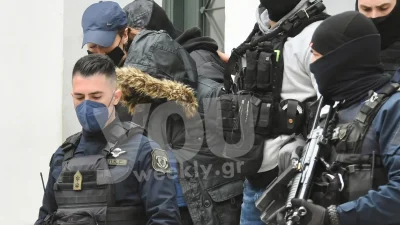 Τραγωδία Πάτρα: Οι συγγενείς της σπιτονοικοκυράς κατέθεσαν μήνυση κατά παντός υπευθύνου