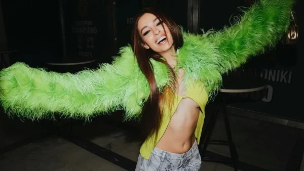 Ελένη Φουρέιρα: Στο Λονδίνο για Πάσχα - Οι φωτογραφίες από την εκδρομή