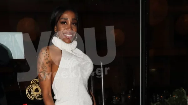 «Με χούφτωσε στο στήθος» - Η Ελέτσι σοκάρει για την σεξουαλική παρενόχληση που υπέστη στην Πάρο