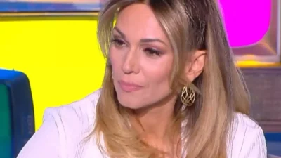 Καλό Μεσημεράκι: Η Έλλη Κοκκίνου βρέθηκε στο πλατό της εκπομπής και αποκάλυψε την περιπέτεια που είχε με τον κορωνοϊό