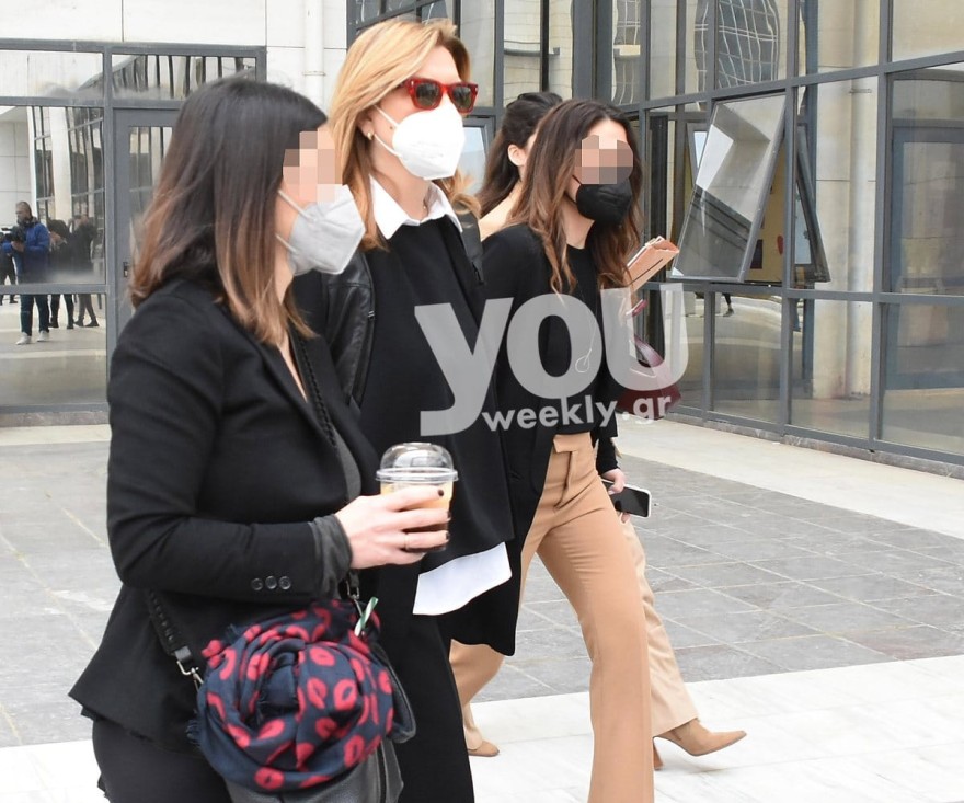 Δικαστήρια -Ελπίδα Νίνου