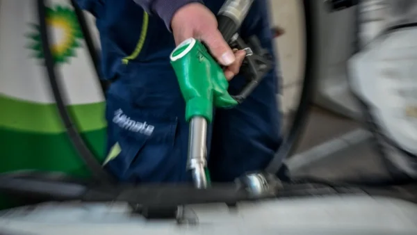 Επίδομα καυσίμου: Ανοίγει για όλα τα ΑΦΜ η πλατφόρμα - Που θα πιστωθούν τα χρήματα;