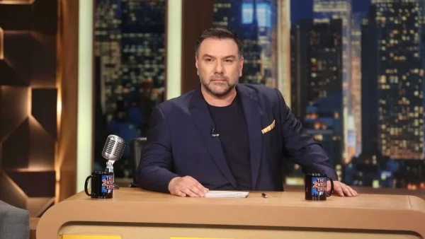 The 2night Show: Οι αποψινοί (11/4) καλεσμένοι του Γρηγόρη Αρναούτογλου